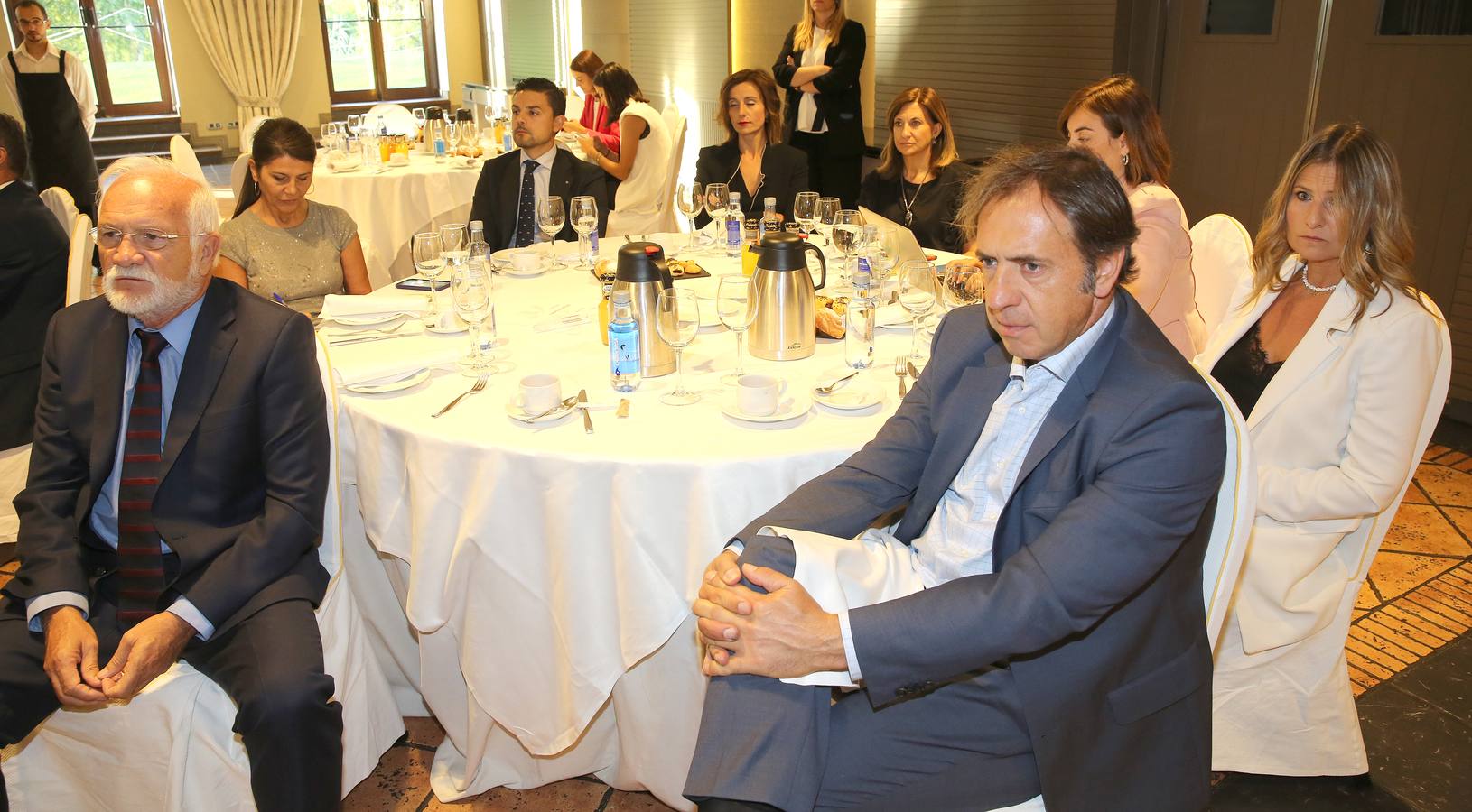 El presidente de Confederación Española de la Pequeña y Mediana Empresa (Cepyme) y candidato a la presidencia de la CEOE, ha asegurado en el foro que su gran preocupación a la hora de sumir las nuevas funciones, será «la puesta en valor de la figura del empresario, que no es emprendedor, ni autónomo. Es empresario»