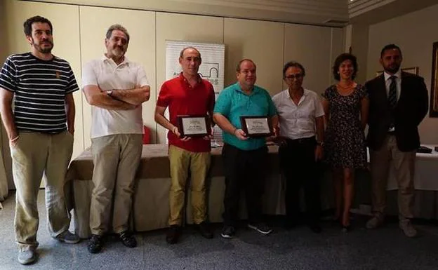 Miembros de la Asociación de Periodistas de Ávila (APA), en un evento anterior.