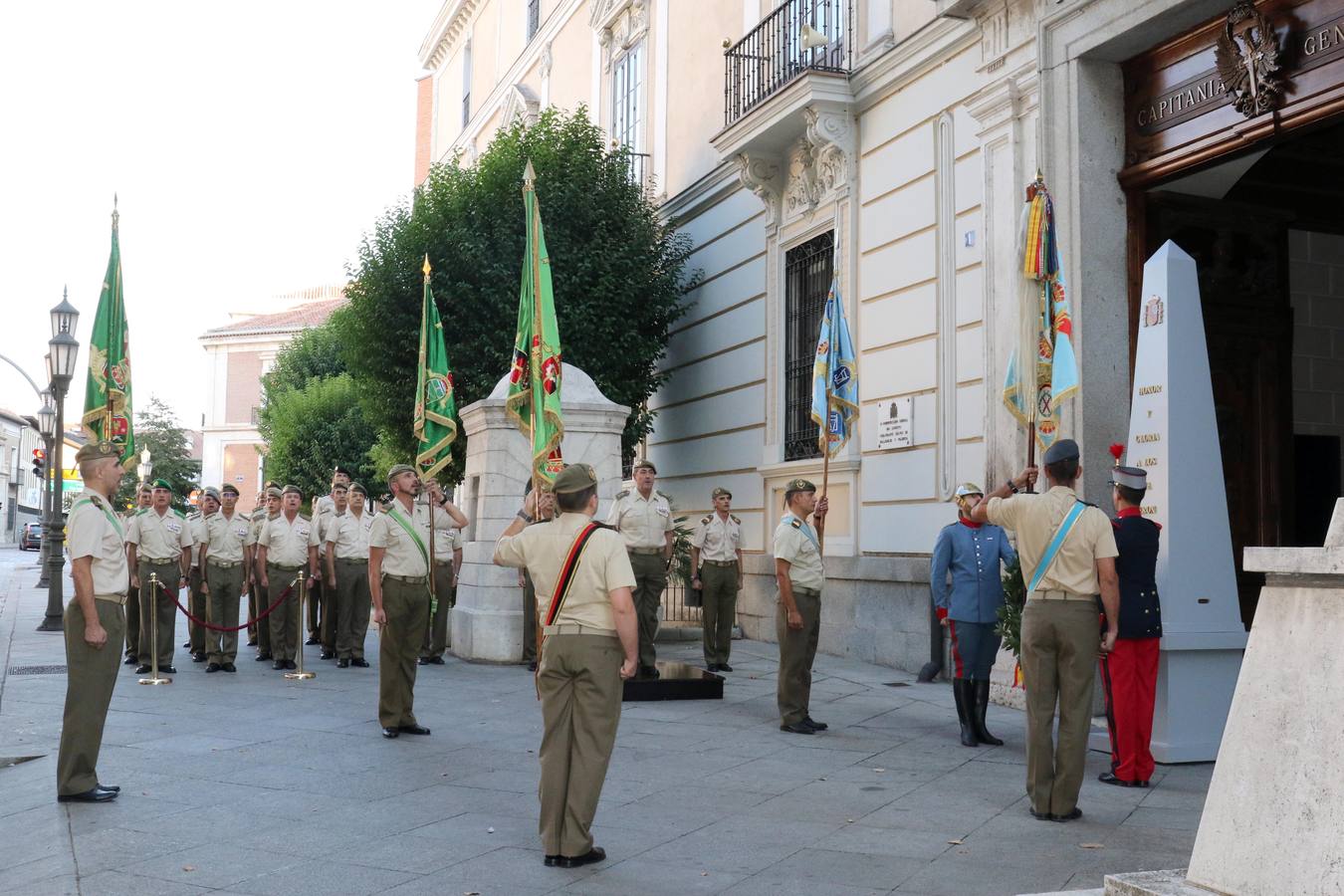 El acto estuvo presidido por el General Jefe de la Cuarta Subinspección del Ejército, José Rivas, y acudieron representantes de Protección Civil