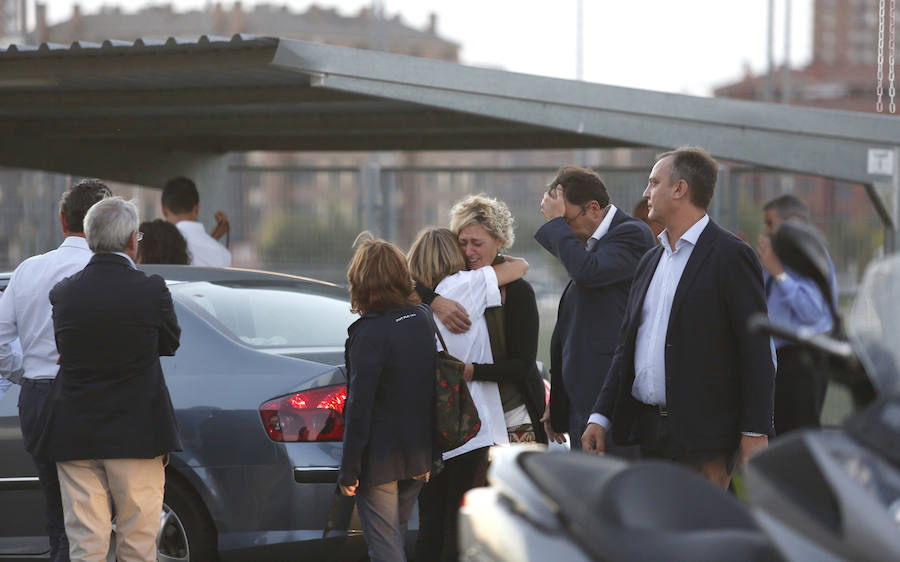 Fotos: Consternación por la muerte de David Vazquez en el Tanatorio de Palencia