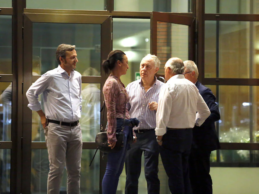 Fotos: Consternación por la muerte de David Vazquez en el Tanatorio de Palencia