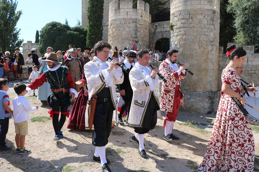 Fotos: Ampudia celebra una vistosa fiesta barroca