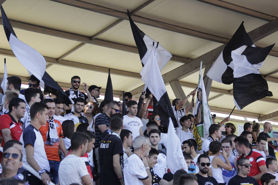 Fotos: Unionistas cae por la mínima ante la Cultural Leonesa (0-1)