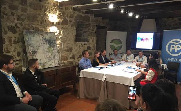 Ávila abre la gira de Nuevas Generaciones por Castilla y León