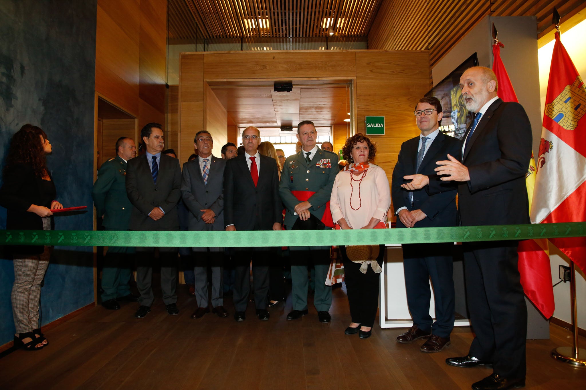 Fotos: Exposición sobre la historia de la Guardia Civil en Salamanca