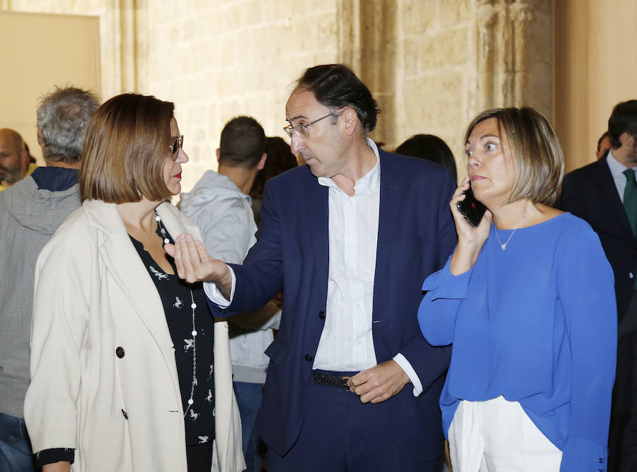 Fotos: Expectación en Palencia ante las cocinas de MasterChef Junior