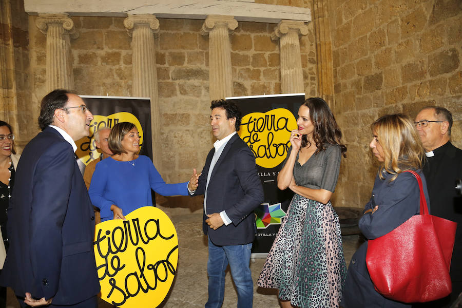 Fotos: Expectación en Palencia ante las cocinas de MasterChef Junior