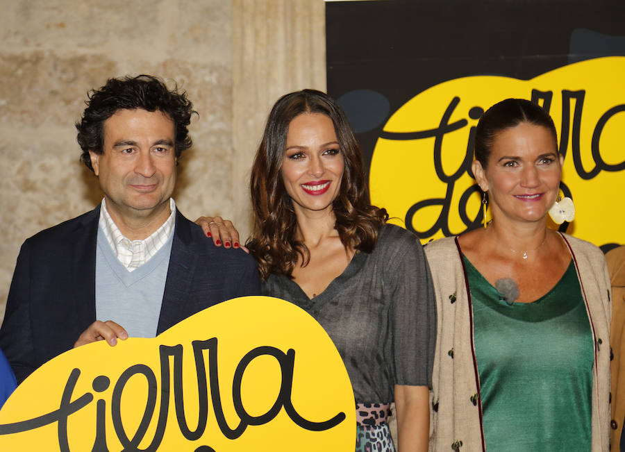 Fotos: Expectación en Palencia ante las cocinas de MasterChef Junior