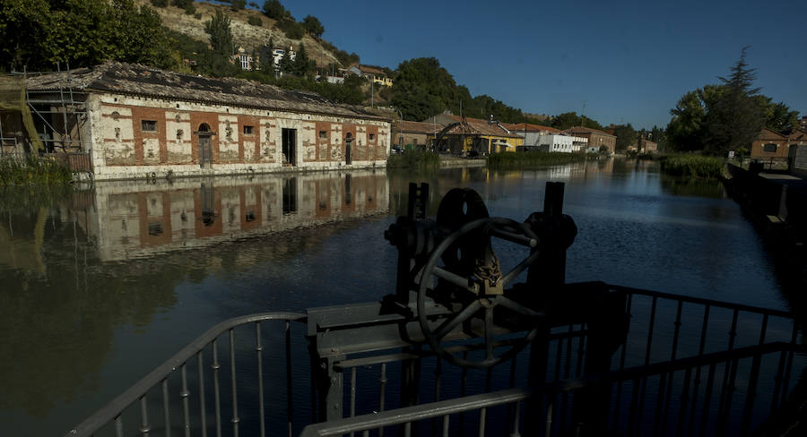Fotos: Apertura de un nuevo restaurante en la dársena del Canal de Castilla
