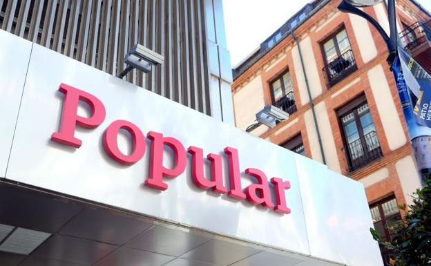 Oficina del Popular en la calle Santiago de Valladolid. 