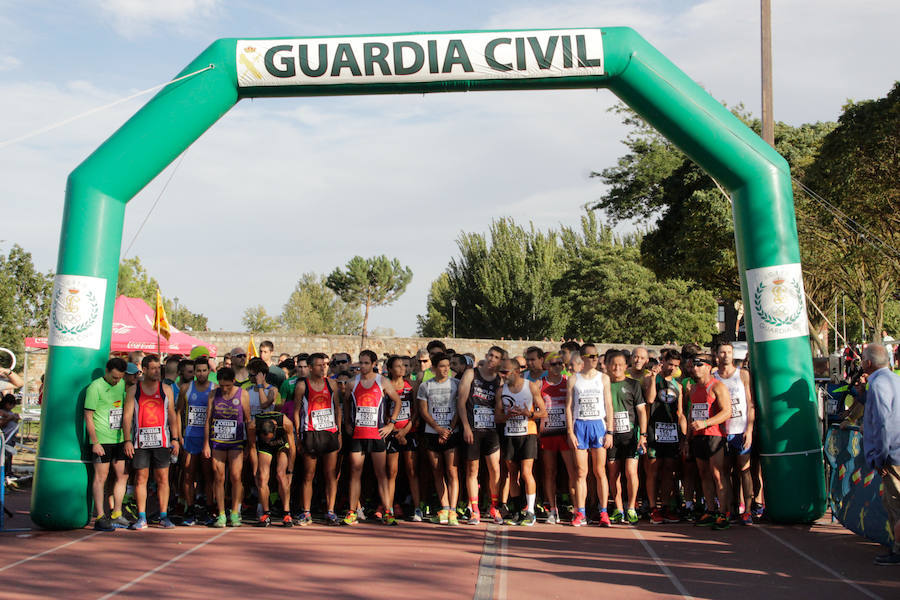 Fotos: II Carrera Solidaria &#039;Virgen del Pilar&#039; de la Guardia Civil de Salamanca