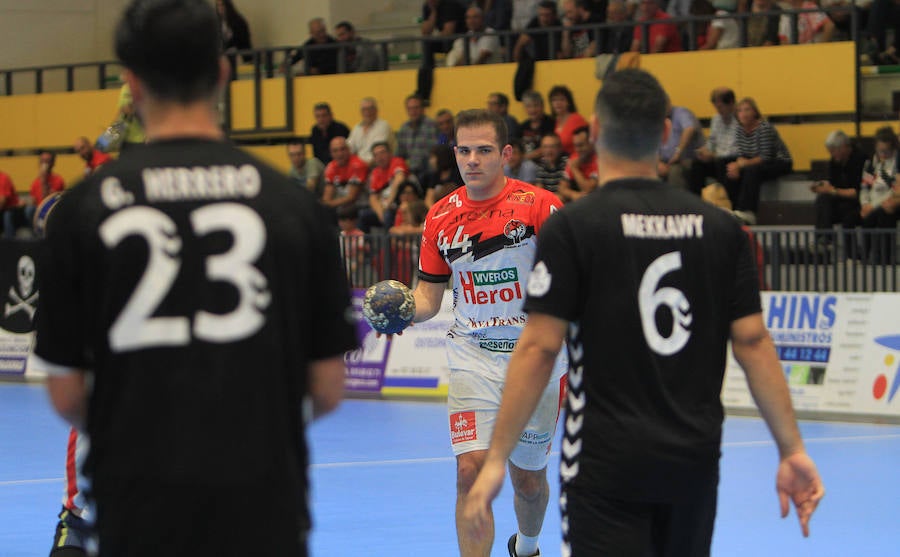 Fotos: Balonmano Nava - Santoña