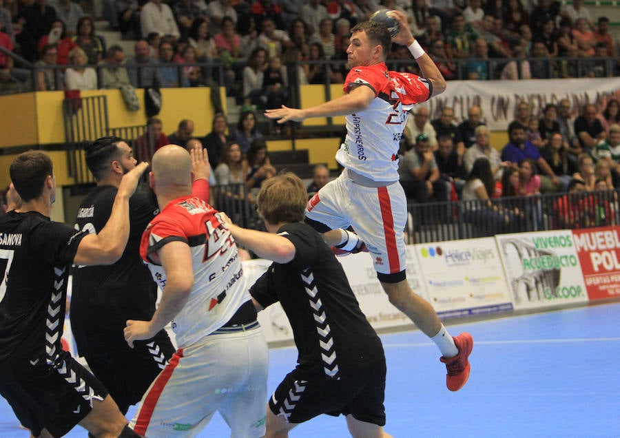 Fotos: Balonmano Nava - Santoña