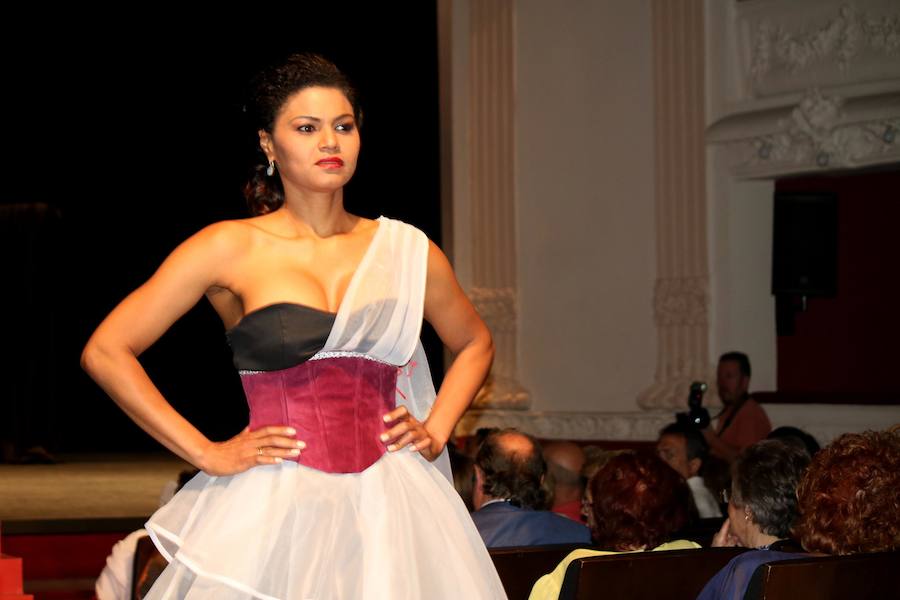 Fotos: Desfile de moda en favor del Sahara