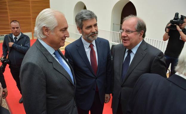 José Luis Concepción, Carlos Lesmes y Juan Vicente Herrera. 