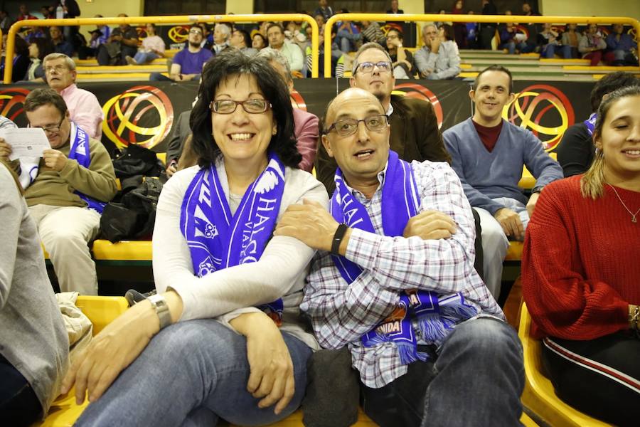 Fotos: Final de la Supercopa de España de baloncesto femenino entre Perfumerías Avenida y Girona en Salamanca