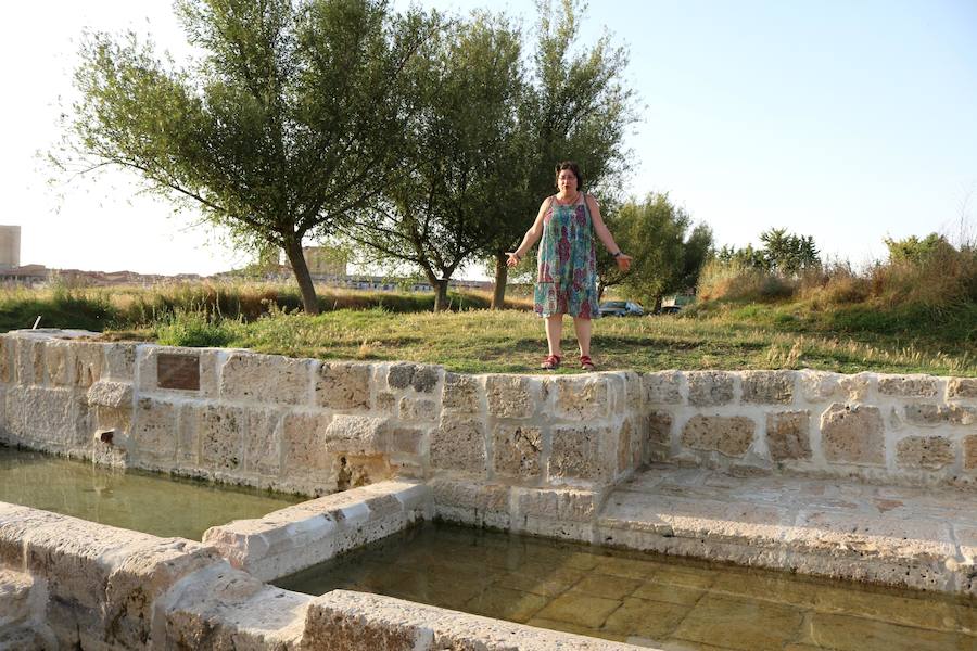 Fotos: Fuentes de Valdepero rehabilita con acierto los pilones