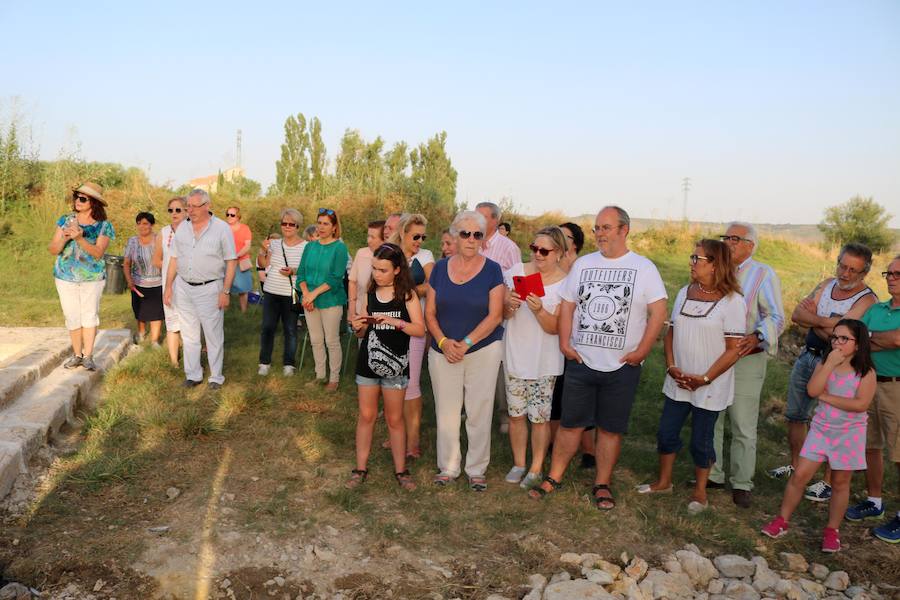 Fotos: Fuentes de Valdepero rehabilita con acierto los pilones