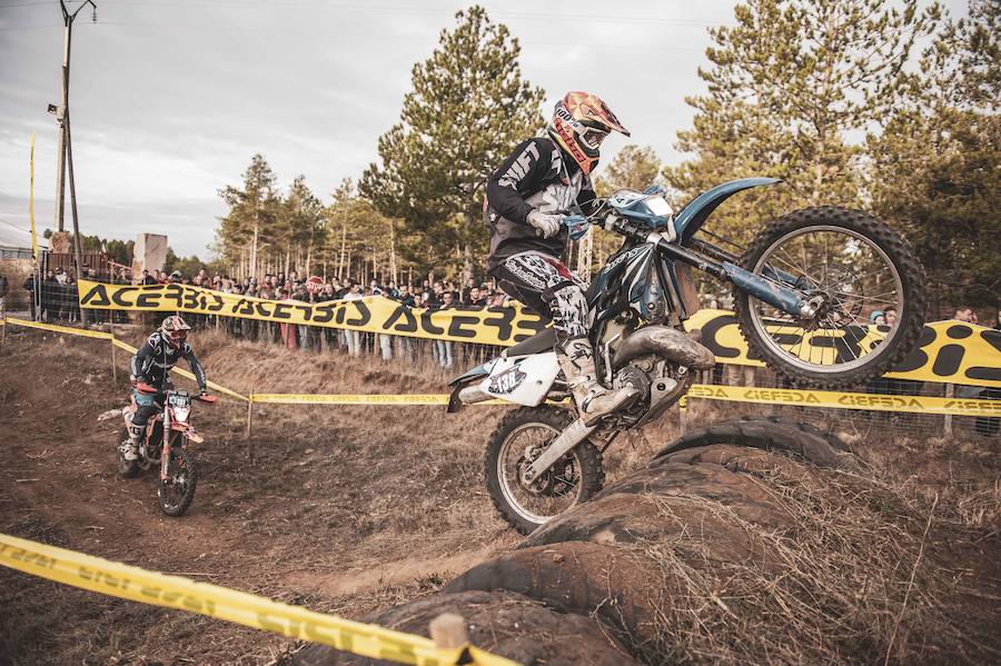 Fotos: Segunda jornada de Hixpania Hard Enduro en el pantano de Aguilar (2/2)