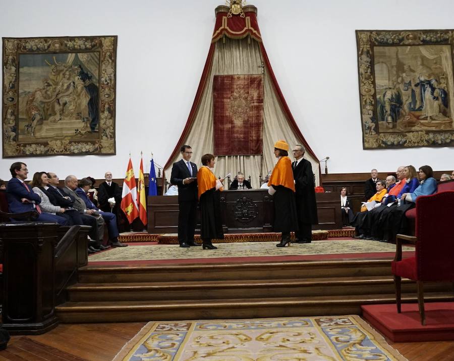 Fotos: La Universidad de Salamanca inviste como doctora honoris causa a Rebeca Grynspan