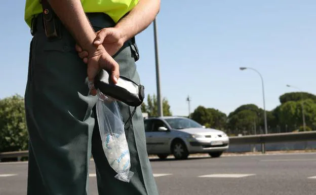 Multa de 720 euros para el conductor detenido en Valladolid drogado, sin seguro y con el carné retirado