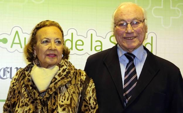 César de Miguel junto a su esposa, Nelda Herrero.
