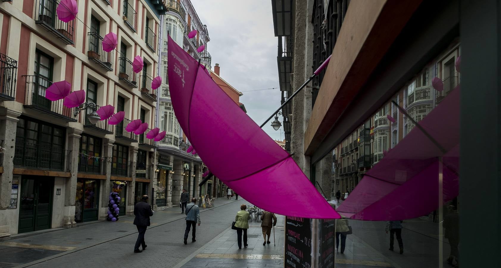 Fotos: Día Mundial Contra el Cáncer de Mama en Valladolid