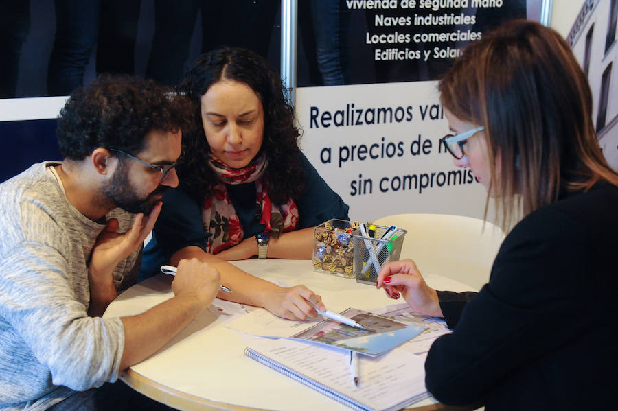 Fotos: Segunda jornada de la Feria Inmobiliaria de Valladolid
