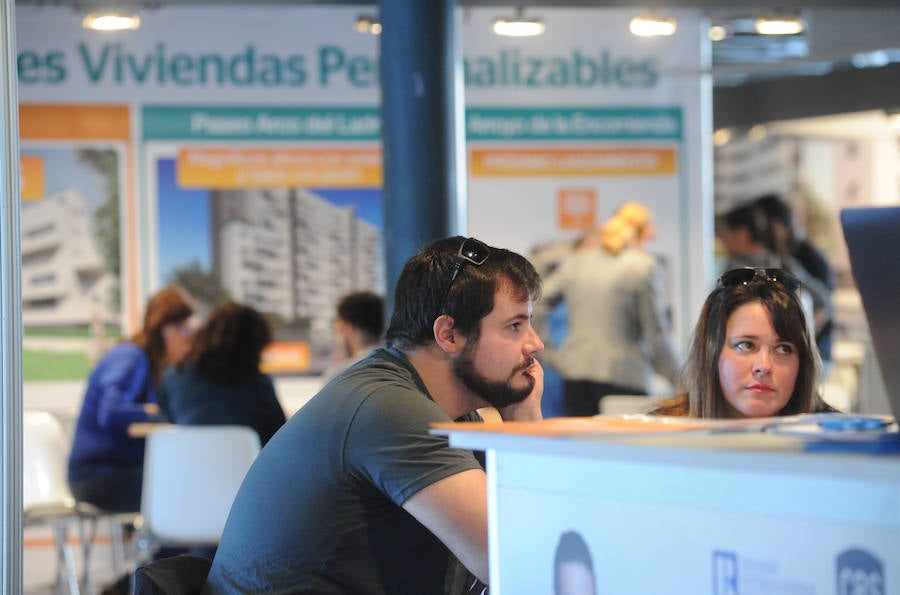 Fotos: Segunda jornada de la Feria Inmobiliaria de Valladolid