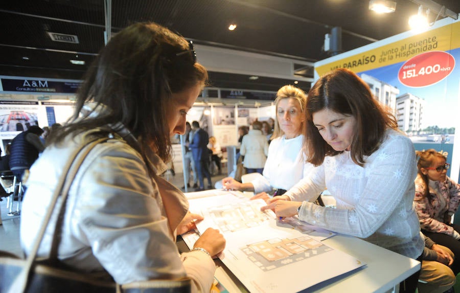 Fotos: Segunda jornada de la Feria Inmobiliaria de Valladolid