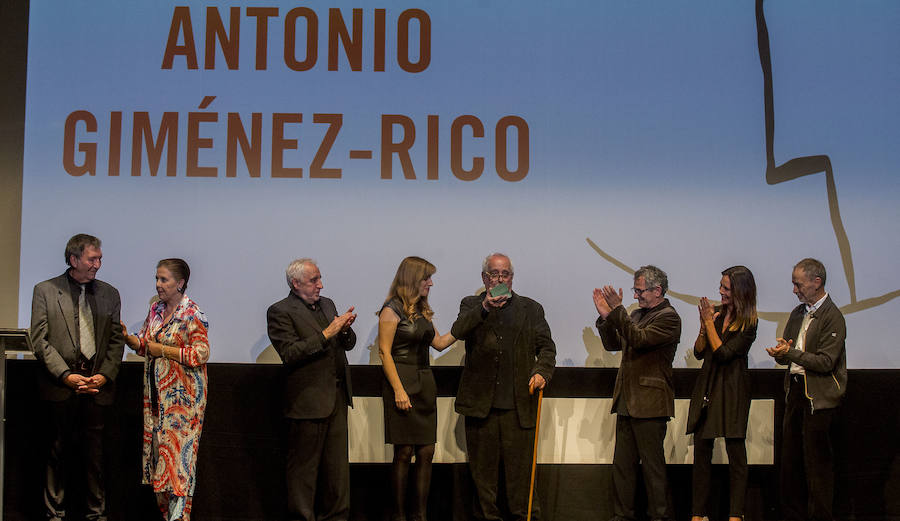 Fotos: Antonio Giménez-Rico recibe la Espiga de Honor de la 63 Semana Internacional de Cine de Valladolid