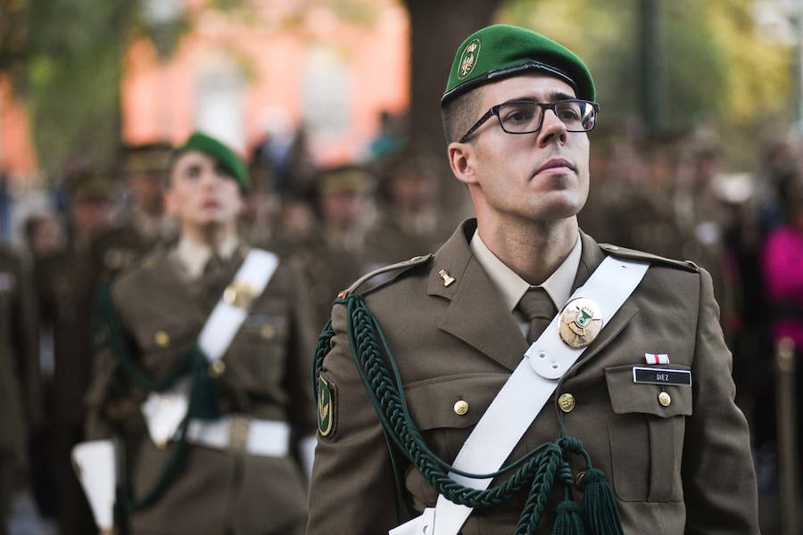 Fotos: Aspaym protagoniza el arriado de la bandera en el Palacio Real de Valladolid