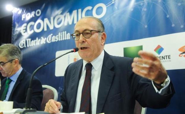 Nicolás Redondo, ex secretario general del Partido Socialista de Euskadi, en el Foro Económico de El Norte de Castilla.
