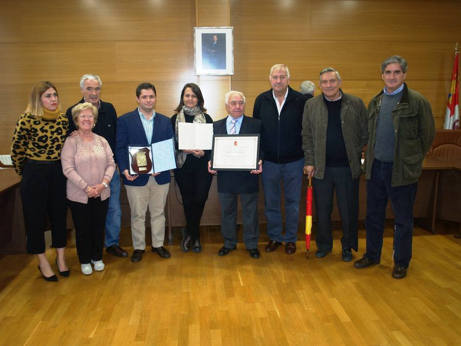 Fotos: Concesión titulo Hijo Predilecto de la Villa de Íscar a Joaquín Maldonado Macanaz