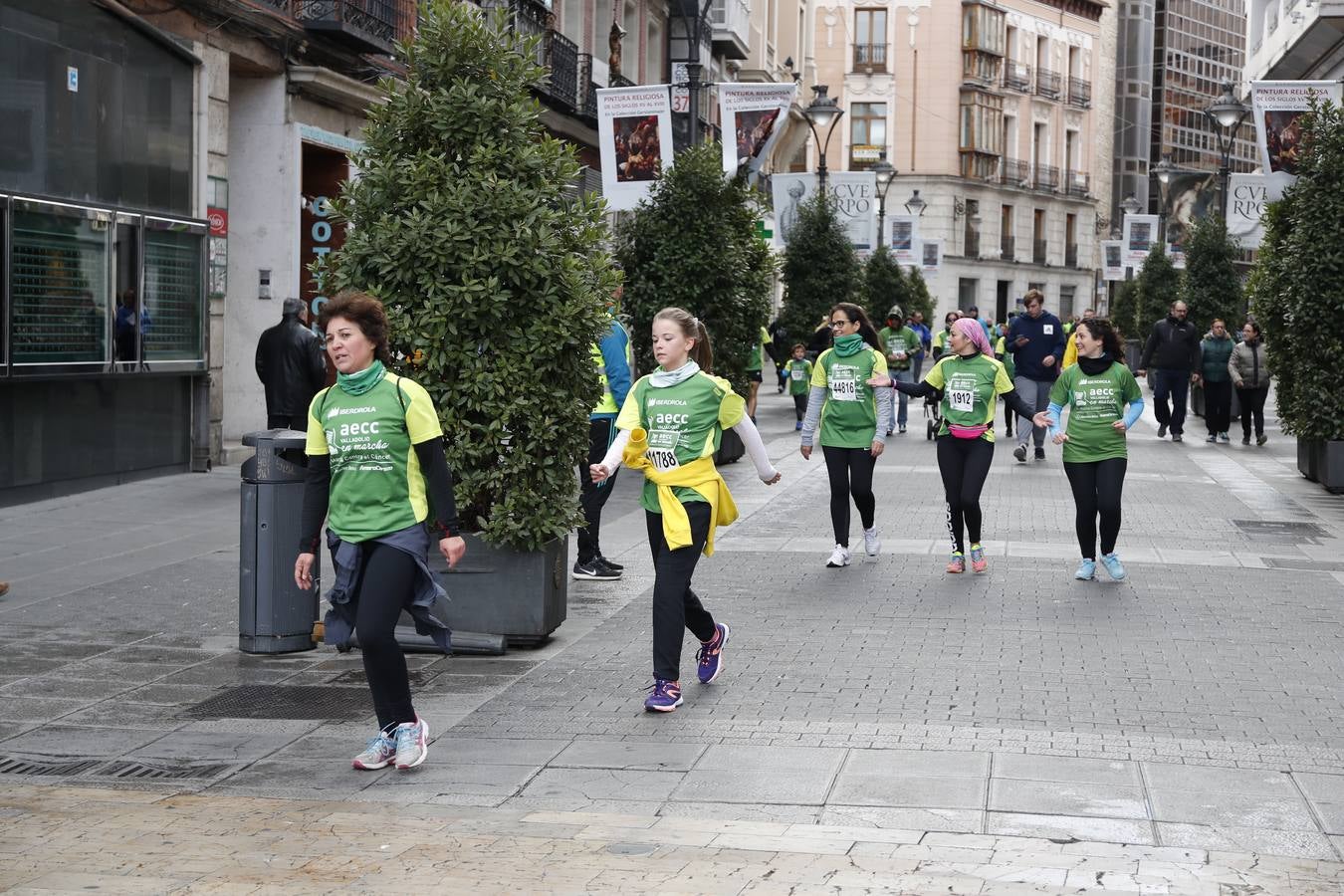 Fotos: VII Marcha contra el Cáncer en Valladolid (2)