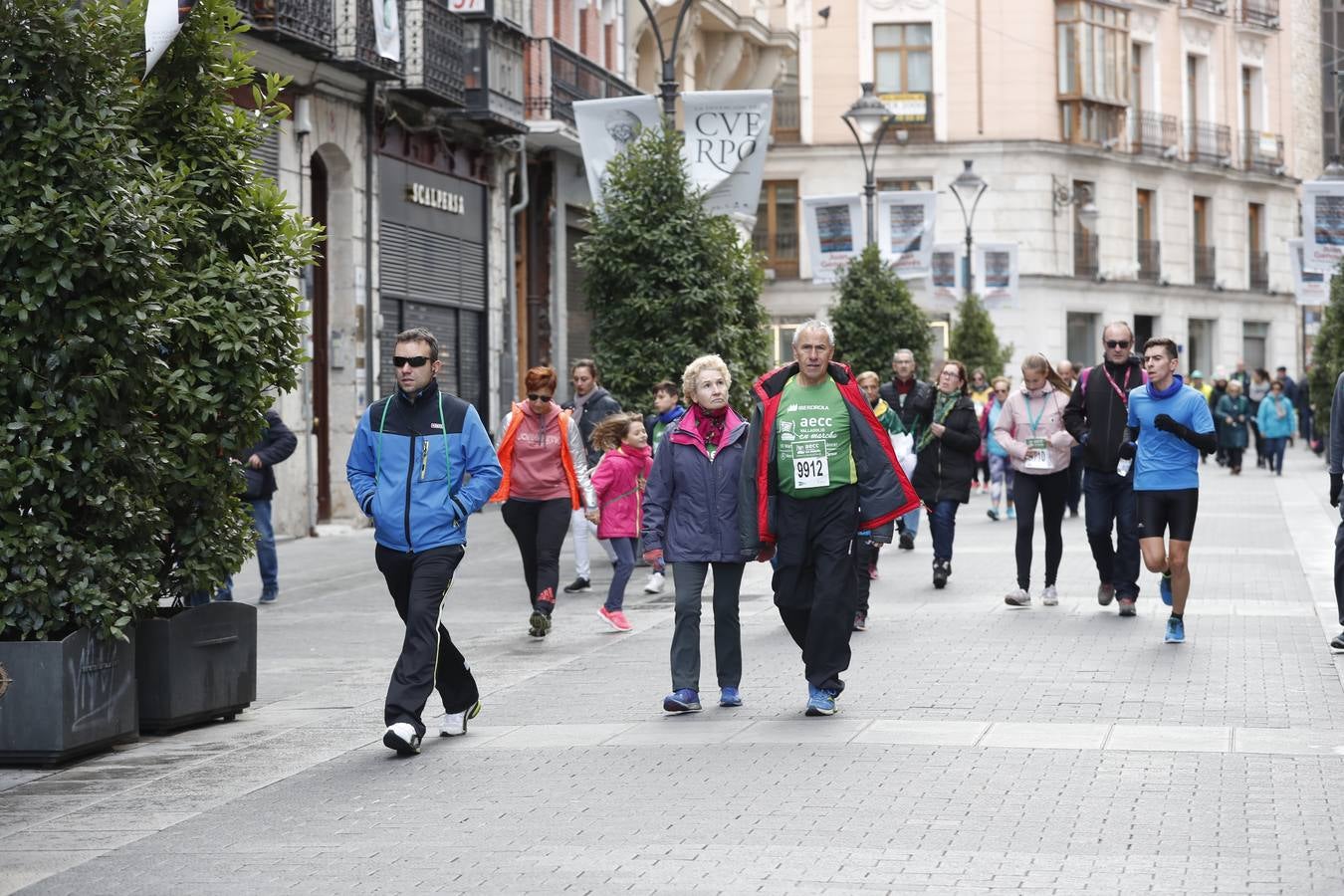 Fotos: VII Marcha contra el Cáncer en Valladolid (2)