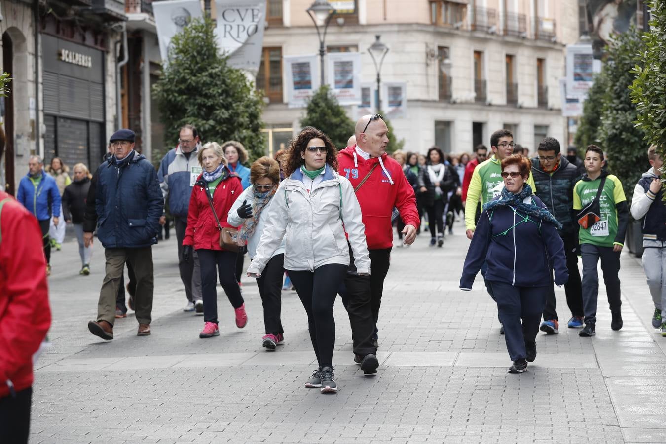 Fotos: VII Marcha contra el Cáncer en Valladolid (2)