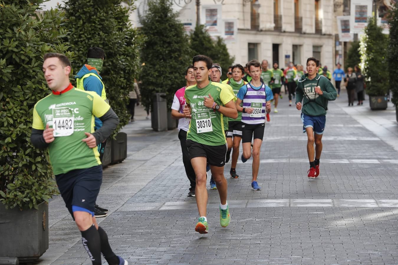 Fotos: Marcha contra el Cáncer en Valladolid (1)