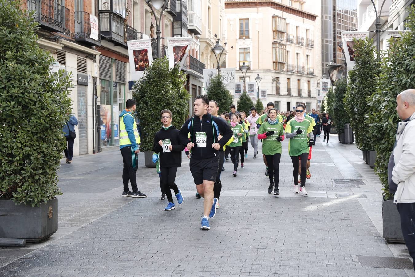 Fotos: Marcha contra el Cáncer en Valladolid (1)