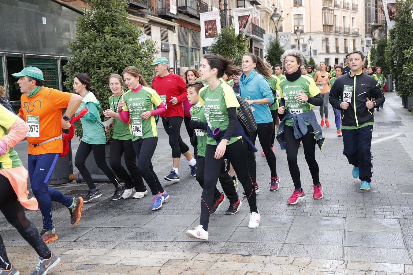 Fotos: Marcha contra el Cáncer en Valladolid (1)