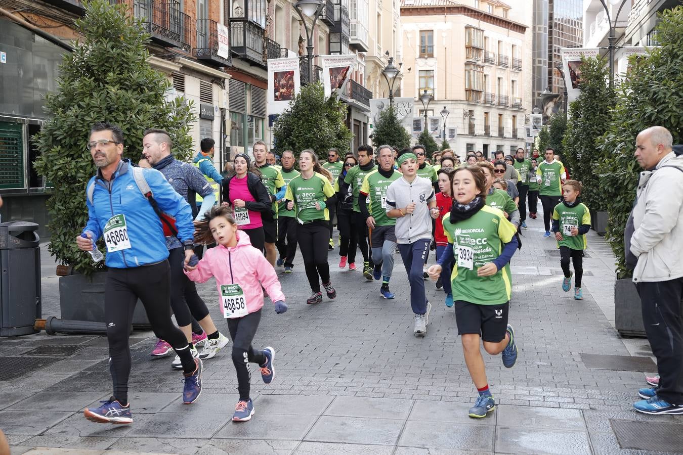 Fotos: Marcha contra el Cáncer en Valladolid (1)