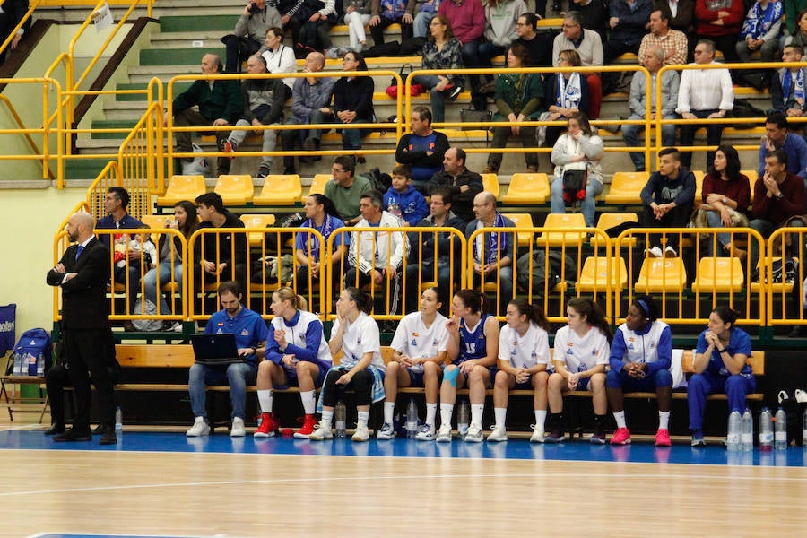 Fotos: Perfumerías Avenida se impone al Quesos El Pastor de Zamora (72-50)