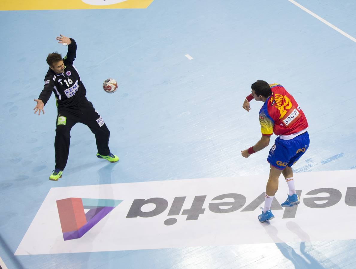 En una gran primera mitad excepcional y después supera el bache para alzarse con una merecida victoria en Huerta del Rey