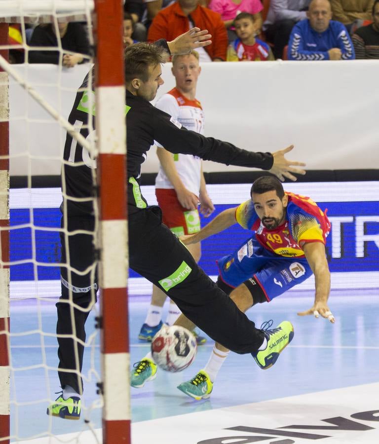 En una gran primera mitad excepcional y después supera el bache para alzarse con una merecida victoria en Huerta del Rey