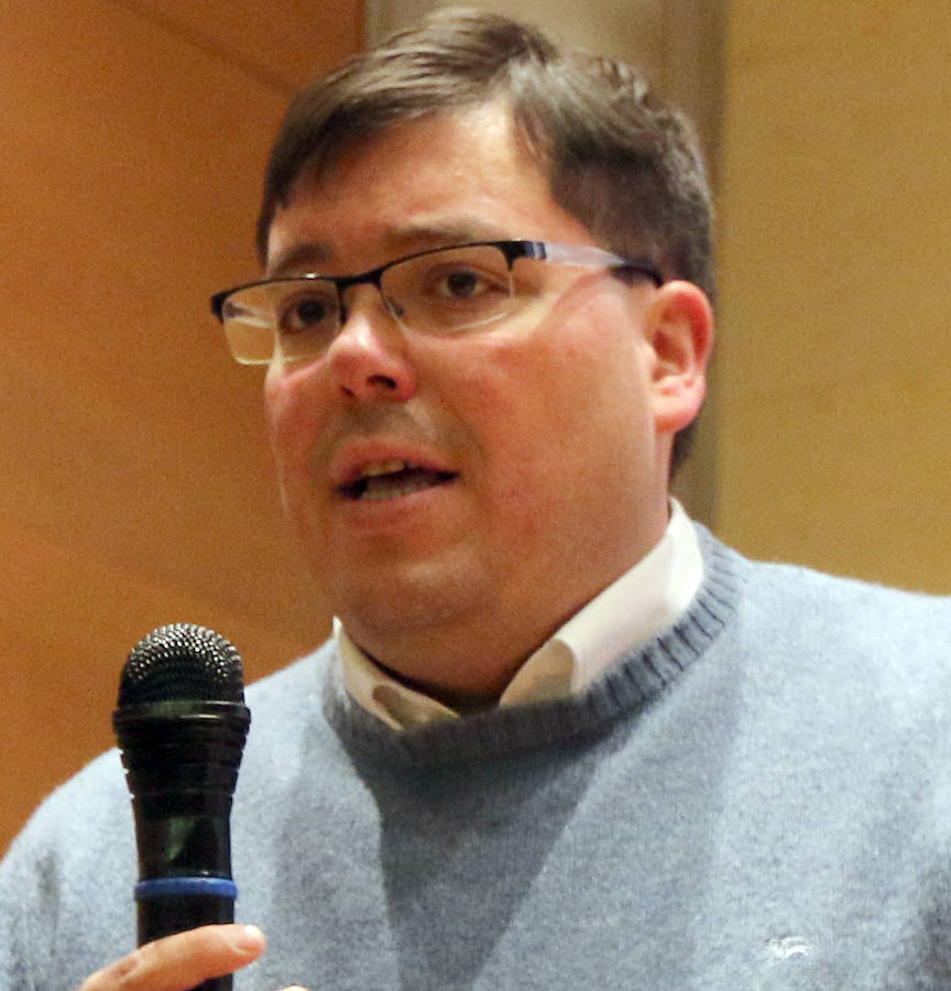 Jesús Ángel González, durante su intervención. 