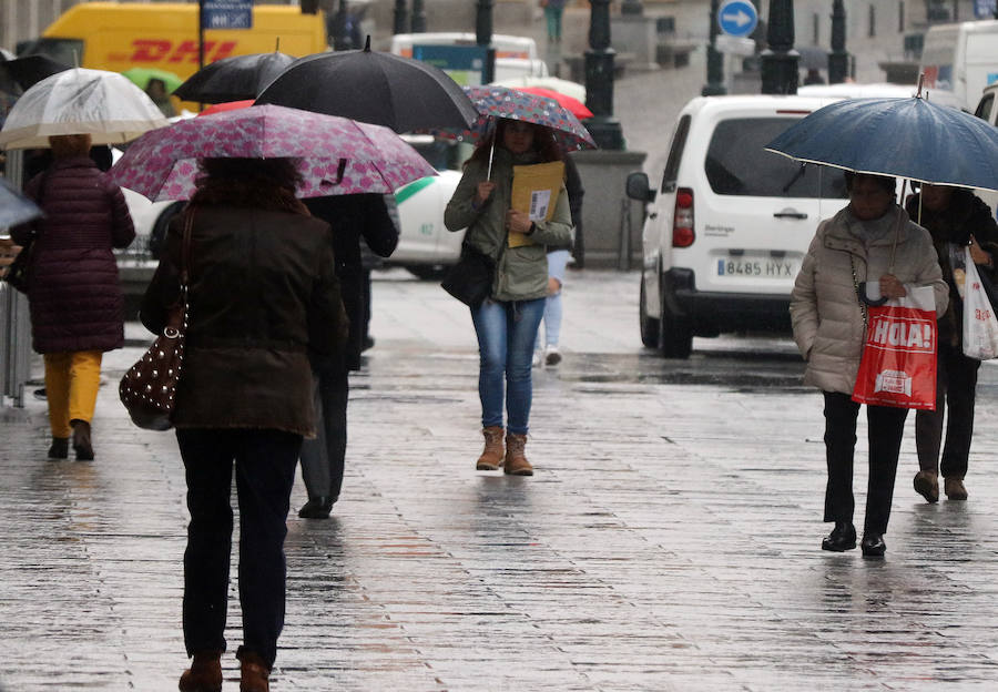 Fotos: Jornada pasada por agua en Segovia