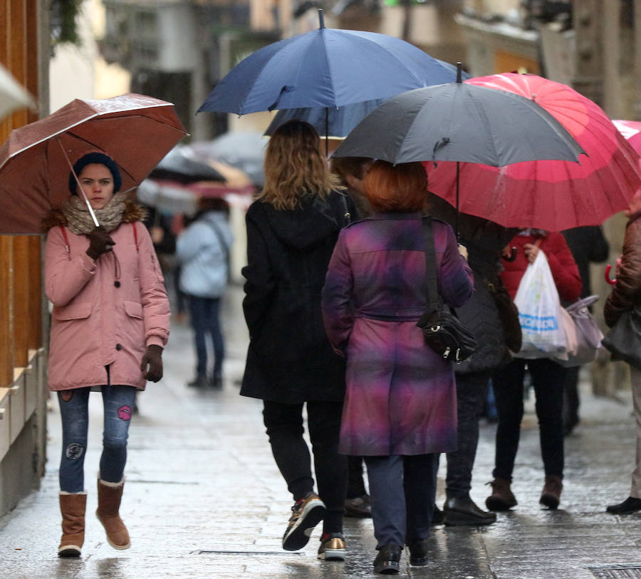 Fotos: Jornada pasada por agua en Segovia