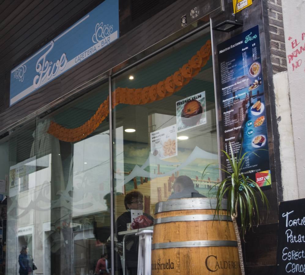 Fotos: El comercio vallisoletano se viste de Halloween