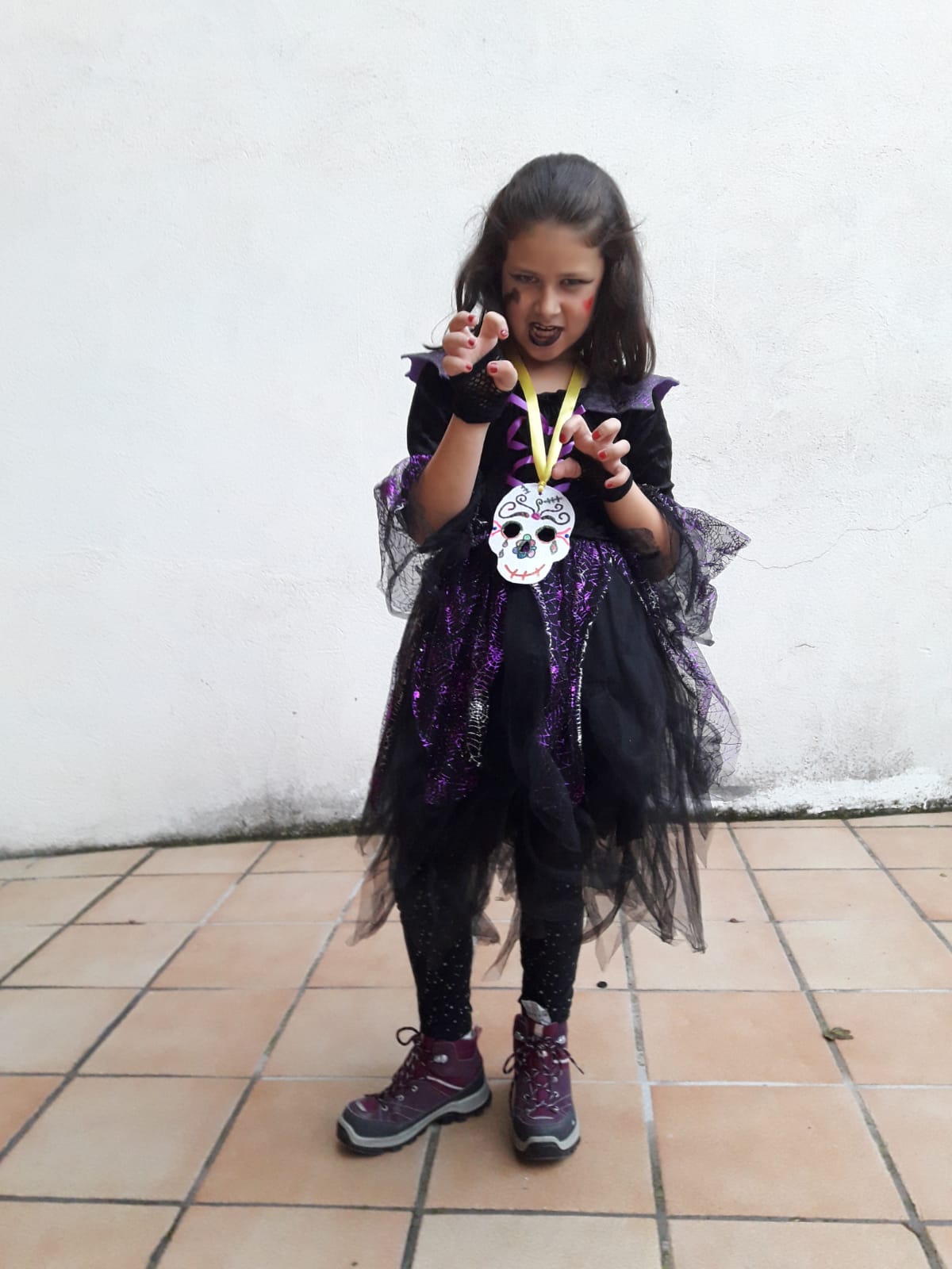 Marta, reina de las arañas, en Olombrada (Segovia.