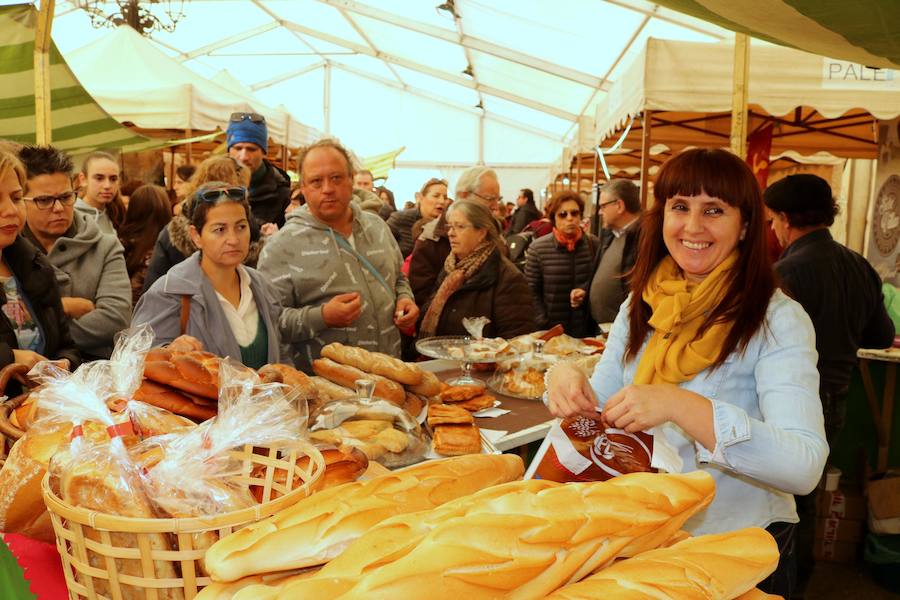 Fotos: Exitosa Feria del Queso y el Vino en Baltanás